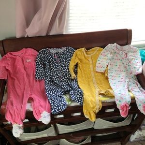 Baby girl sleeper footie lot bundle Carter’s 9 mo